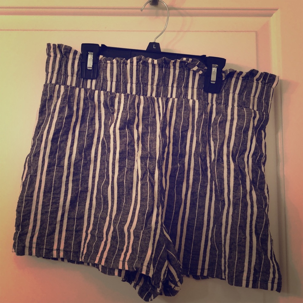 Wild Fable High-Waisted Shorts - Large